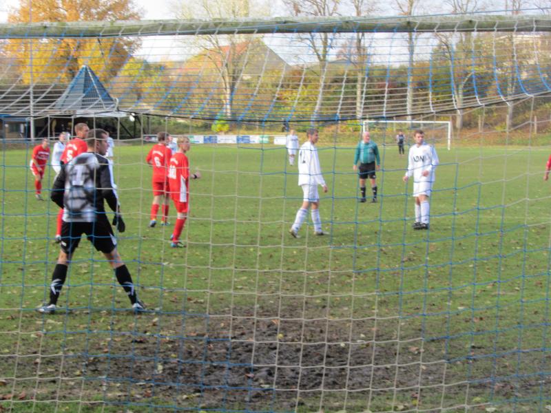SG Roggendorf 96 II - FC Eintracht Schwerin II, Kreisliga SN-NWM, 10. Spieltag - Anstoß: 11.11. 2012, 13:00 Uhr - Schloßpark Roggendorf - Schiedsrichter: Seemann (Gadebusch) - Zuschauer: 50 - 0:1 (09.), 1:1 Pröll (42.)