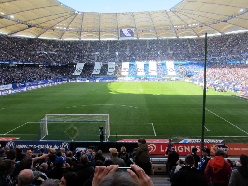 Hamburger SV - Fortuna Düsseldorf, 1. Bundesliga, 2012/13, 30. Spieltag -
Anstoß: 20.04.2013 15:30 Uhr - Stadion: Imtech-Arena, Hamburg - Zuschauer: 57000 (ausverkauft) - Schiedsrichter:
Robert Hartmann (Wangen) - 1:0 van der Vaart (14., Kopfball) , 2:0 van der Vaart (20., Rechtsschuss, Jiracek), 2:1 Schahin (34., Kopfball, Bellinghausen) —