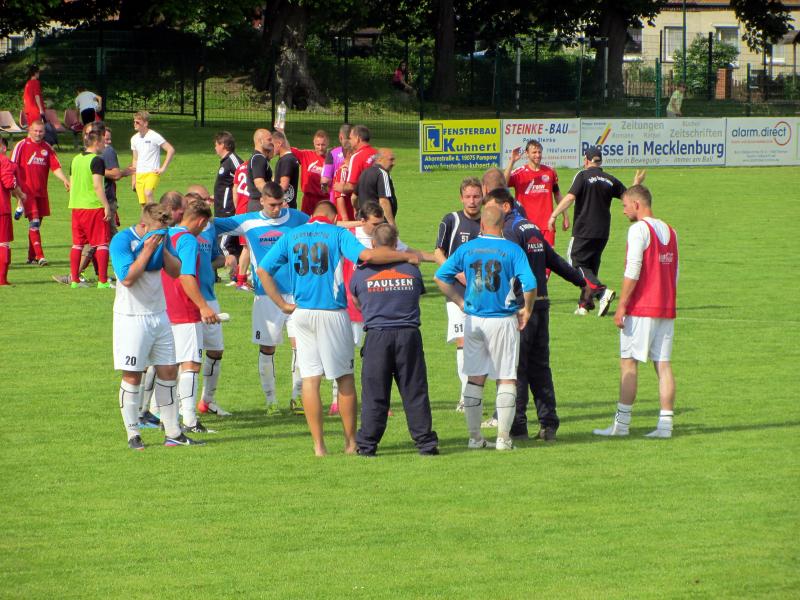 SpVgg Cambs-Leezen - SG Roggendorf 96, Landesliga MV West, 25. Spieltag - Anstoss: 01.06. 2013, 15:00 Uhr - Sportplatz Leezen - Schiedsrichter: Tietze (Wismar) - Zuschauer: 140 - 1:0, 2:0 Grün (6., 78.), 3:0 Stahl (83.)