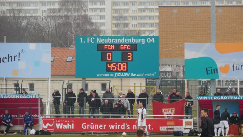 1. FC Neubrandenburg - BFC Dynamo, Halbzeit.