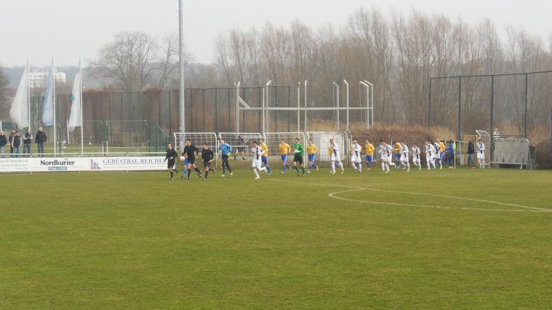 1. FC Neubrandenburg - BFC Dynamo, 02.03.2014 - 16. Spieltag - Oberliga Nordost Nord - 1. FC Neubrandenburg - BFC Dynamo 0:4 - vor 825 Zuschauern, ca. 500 aus Berlin.