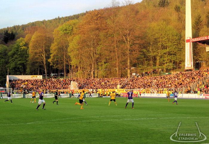 FC Erzgebirge Aue - SG Dynamo Dresden 2:0, 17.04.2014, 18.30 Uhr,
Aue, Erzgebirgsstadion,
2. Bundesliga,
2:0 (2:0),
15.000 Zuschauer
