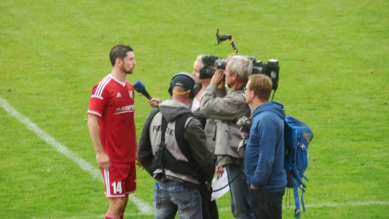 VfB Germania Halberstadt - BFC Dynamo, Kevin Schlitte beim MDR-Interview.