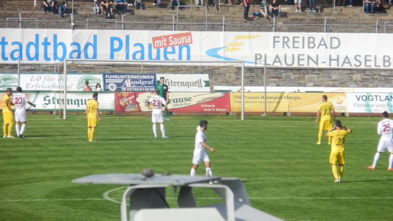 VFC Plauen - BFC Dynamo, Brunnemann beim Elfmeter.