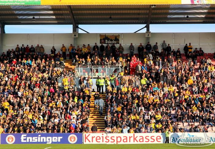 SpVgg Unterhaching - SG Dynamo Dresden 3:0, 08.11.2014, 14.00 Uhr,
Alpenbauer Sportpark (Sportpark Unterhaching),
3. Liga,
3:0 (0:0),
7.000 Zuschauer