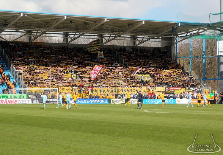 Chemnitzer FC - SG Dynamo Dresden 2:0, 04.04.2015, 14.00 Uhr,
Chemnitz, Stadion an der Gellertstraße,
3. Liga,
2:0 (2:0),
10.000 Zuschauer