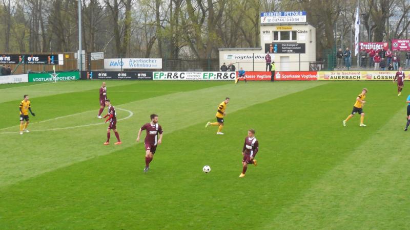 VfB Auerbach 1906 - BFC Dynamo, 22.04.2015 - 23. Spieltag Nachholspiel - VfB Auerbach 1906 - BFC Dynamo 0:1 - 515 Zuschauer im VfB-Stadion - ca. 70 BFCer im Vogtland anwesend.