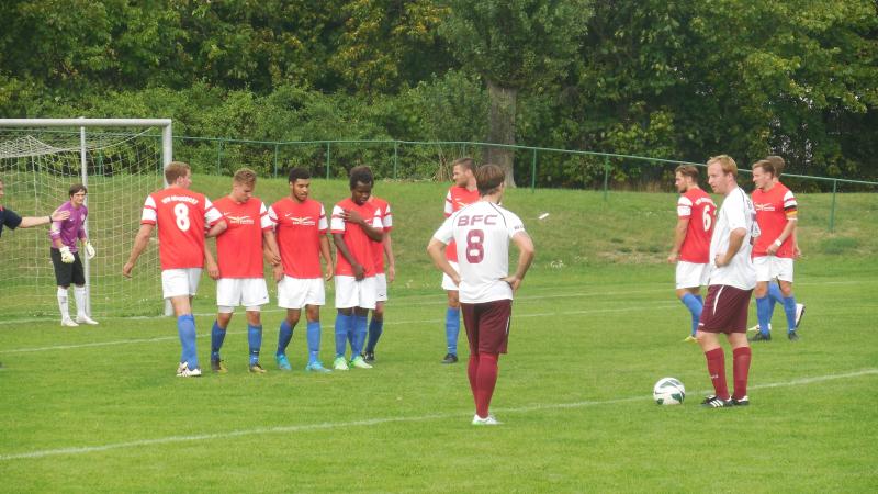 VfB Hermsdorf - BFC Dynamo II, Der Freistoss….