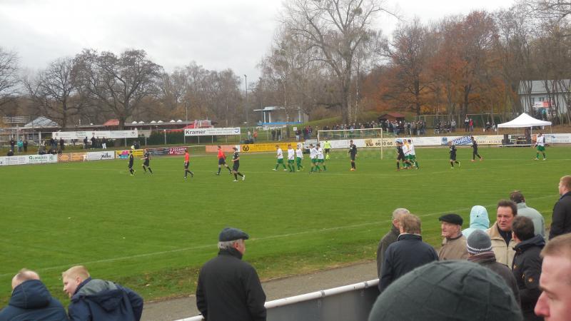 FC Grün-Weiß Piesteritz - 1. FC Magdeburg, 14.11.2015 - Achtelfinale Länderpokal Sachsen-Anhalt - FC Grün-Weiß Piesteritz - 1. FC Magdeburg 0:8 vor 1.051 Zuschauer im Stadion am Volkspark.