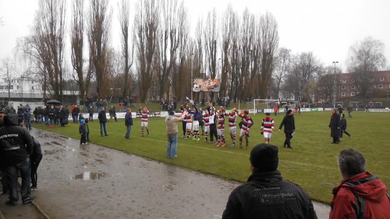 Altonaer FC von 1893 - FC Türkiye Wilhelmsburg 2000, 25.03.2016 - 26. Spieltag - Oberliga Hamburg - Altonaer FC - FC Türkiye 5:1 vor 683 Zuschauern in der Adolf-Jäger-Kampfbahn., Vereine: Altonaer FC von 1893, FC Türkiye Wilhelmsburg 2000